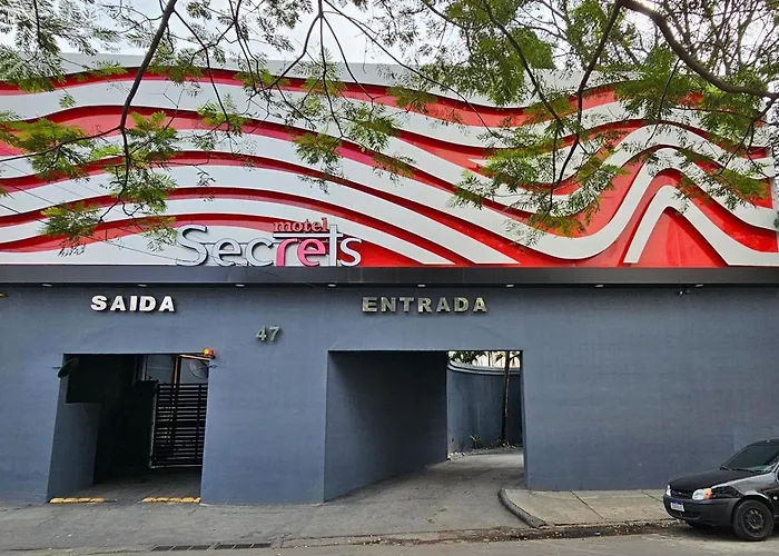 Hotel com jacuzzi: Motel Secrets 6